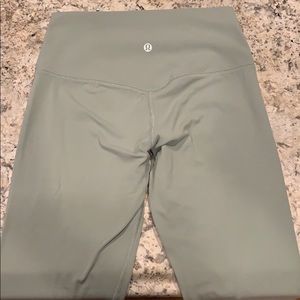 Palm Court 25’ Align NWOT